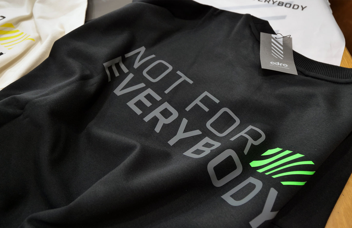 adro NOT FOR EVERYBODY Tシャツ ポリエステル100%