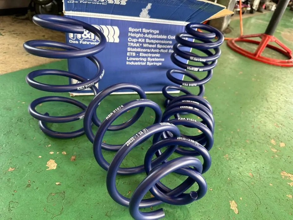 H&R ローダウンスプリング U06 218i 2シリーズ 2WD