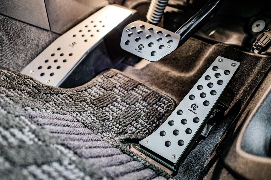 3D Design フットレスト F40 1シリーズ+ F48 X1