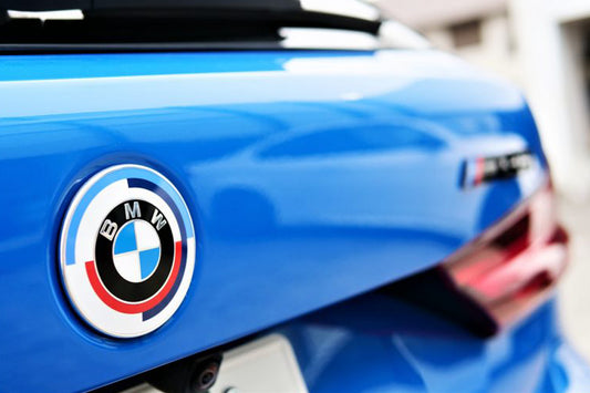 BMW M 50周年エンブレム