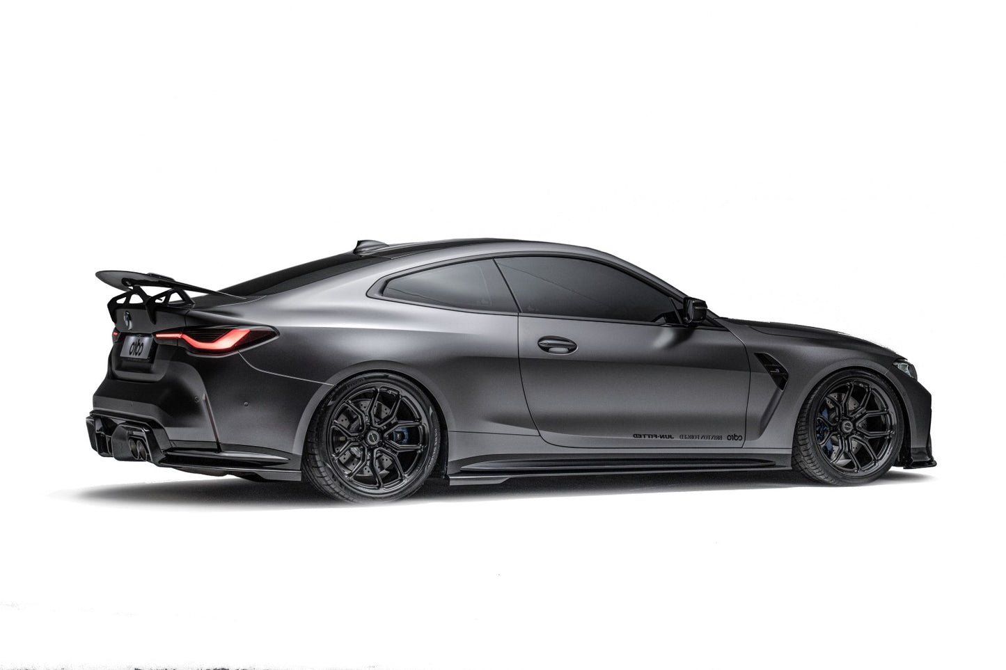 adro　BMW G82 M4 カーボンサイドスカート