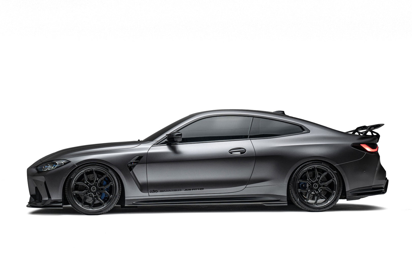 adro　BMW G82 M4 カーボンサイドスカート