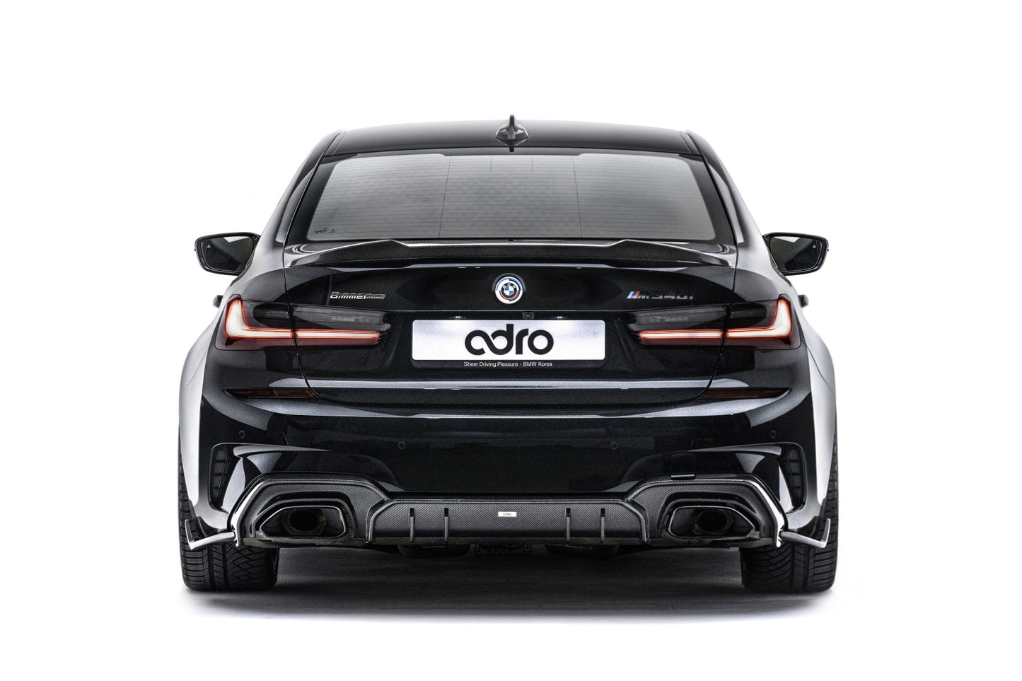 adro　BMW G80 M3 / G20 3Series カーボントランクスポイラー