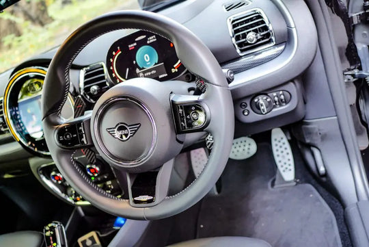 パドルシフター – Studie BMW WONDERLAND